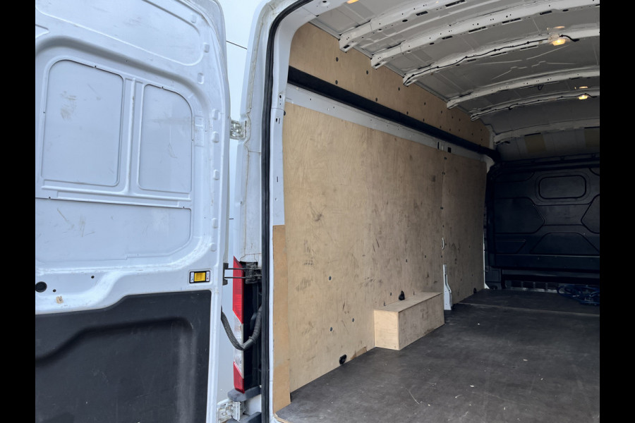 Ford E-Transit 75 kWh 184PK L4H3 334km WLTP 95,6% (SOH) BEV Snelladen Cruise control Carplay Climate control Laadkabel Camera Parkeersensoren V+A Stoelverwarming