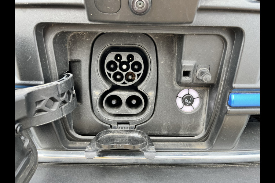 Ford E-Transit 75 kWh 184PK L4H3 334km WLTP 95,6% (SOH) BEV Snelladen Cruise control Carplay Climate control Laadkabel Camera Parkeersensoren V+A Stoelverwarming