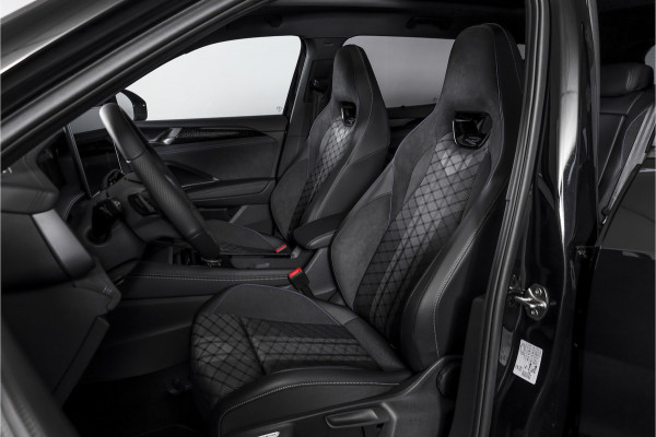 Volkswagen Tayron 1.5 eHybrid 272 PK R-Line Edition | Black Style | 15 inch Navi | Elek. Trekhaak | IQ Light | HUD | S/K-Panodak | Dig. Cockpit | Adapt. Cruise | Stoel-+Stuurverw. | 360 Camera | NAV + App. Connect | ECC | Elek. Klep | LM 20" | 9392