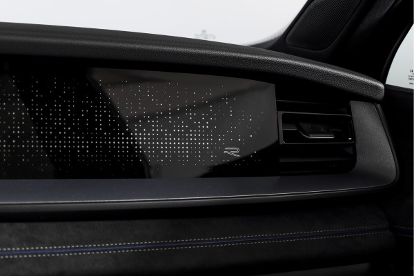Volkswagen Tayron 1.5 eHybrid 272 PK R-Line Edition | Black Style | 15 inch Navi | Elek. Trekhaak | IQ Light | HUD | S/K-Panodak | Dig. Cockpit | Adapt. Cruise | Stoel-+Stuurverw. | 360 Camera | NAV + App. Connect | ECC | Elek. Klep | LM 20" | 9392