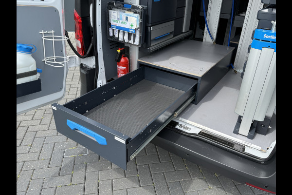 Mercedes-Benz Vito 110 CDI / L2H1 / 1e EIG. / UNIEKE SORTIMO INRICHTING / 2x SCHUIFDEUR / **9.446 KM** / 3-ZITS