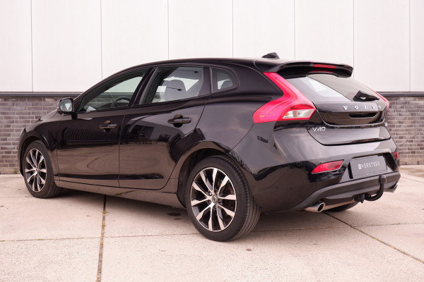 Volvo V40 1.5 T3 Dynamic Edition | Trekhaak | LED | Navi | Climate | Cruise | Stoelverwarming
