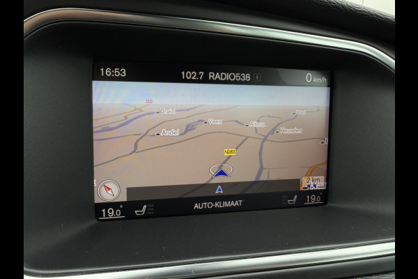Volvo V40 1.5 T3 Dynamic Edition | Trekhaak | LED | Navi | Climate | Cruise | Stoelverwarming