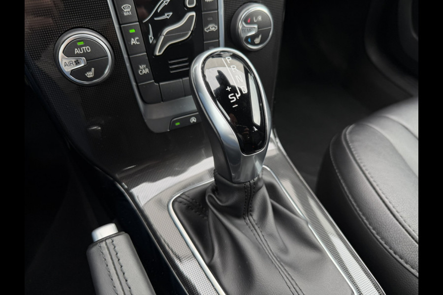 Volvo V40 1.5 T3 Dynamic Edition | Trekhaak | LED | Navi | Climate | Cruise | Stoelverwarming