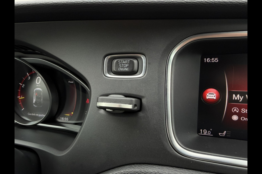 Volvo V40 1.5 T3 Dynamic Edition | Trekhaak | LED | Navi | Climate | Cruise | Stoelverwarming