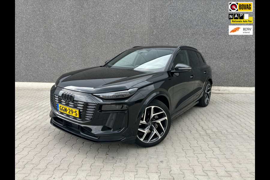 Audi Q6 e-tron S edition 100 kWh | 360° CAMERA | LUCHTVERING | SPORTSTOELEN | STOELVERWARM ACHTER | APK T/M 13-8-2028 | NIEUWSTAAT