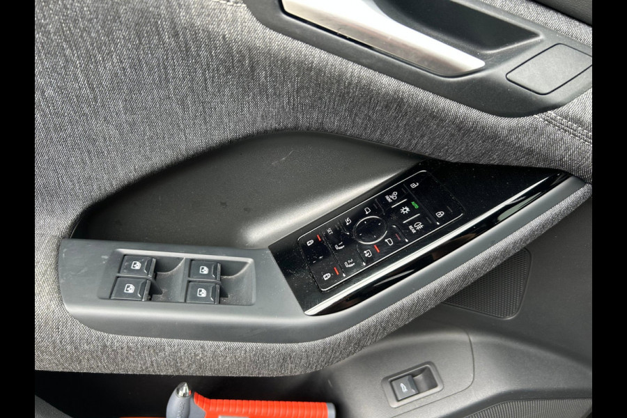Audi Q6 e-tron S edition 100 kWh | 360° CAMERA | LUCHTVERING | SPORTSTOELEN | STOELVERWARM ACHTER | APK T/M 13-8-2028 | NIEUWSTAAT
