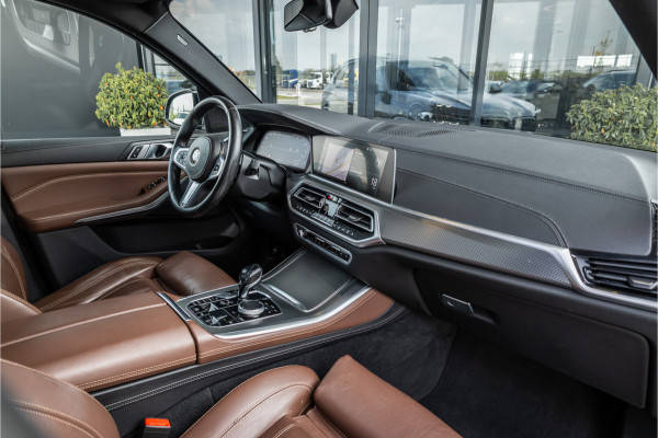 BMW X5 M50i Executive - Grijs Kenteken | M Sport | Panorama | Memory | 360 Camera