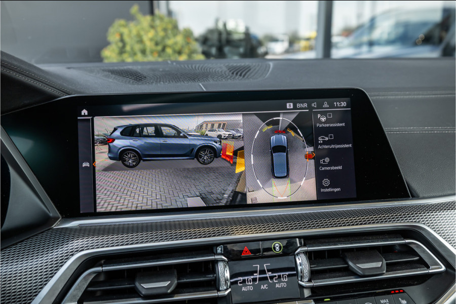 BMW X5 M50i Executive - Grijs Kenteken | M Sport | Panorama | Memory | 360 Camera