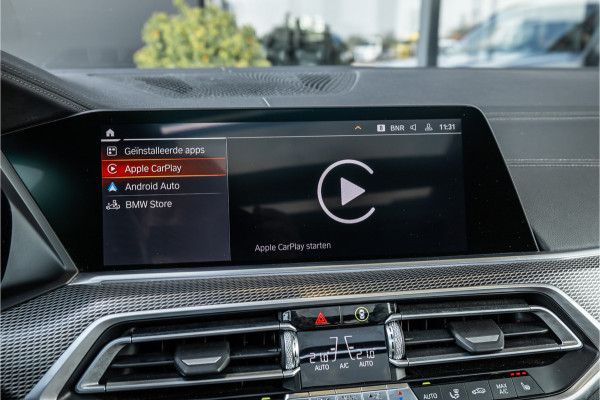 BMW X5 M50i Executive - Grijs Kenteken | M Sport | Panorama | Memory | 360 Camera