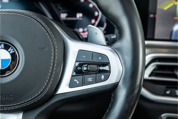 BMW X5 M50i Executive - Grijs Kenteken | M Sport | Panorama | Memory | 360 Camera