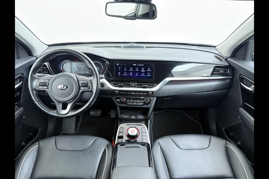 Kia e-Niro 204pk AUT. ExecutiveLine 64kWh SOH 100% Fase 3 Warmtepomp Leder Elek.Stoel+Memory JBL®-Audio Navi Ecc Camera Apple Carplay Andro Stoelverwarming+Koeling Stuurverwarming Lmv Privacy Glas DAB Vess Lane Assist Blind Spot Origineel Nederlandse Auto Dealeronderhouden