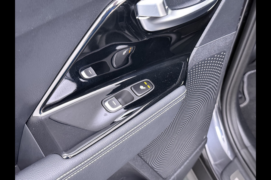Kia e-Niro 204pk AUT. ExecutiveLine 64kWh SOH 100% Fase 3 Warmtepomp Leder Elek.Stoel+Memory JBL®-Audio Navi Ecc Camera Apple Carplay Andro Stoelverwarming+Koeling Stuurverwarming Lmv Privacy Glas DAB Vess Lane Assist Blind Spot Origineel Nederlandse Auto Dealeronderhouden