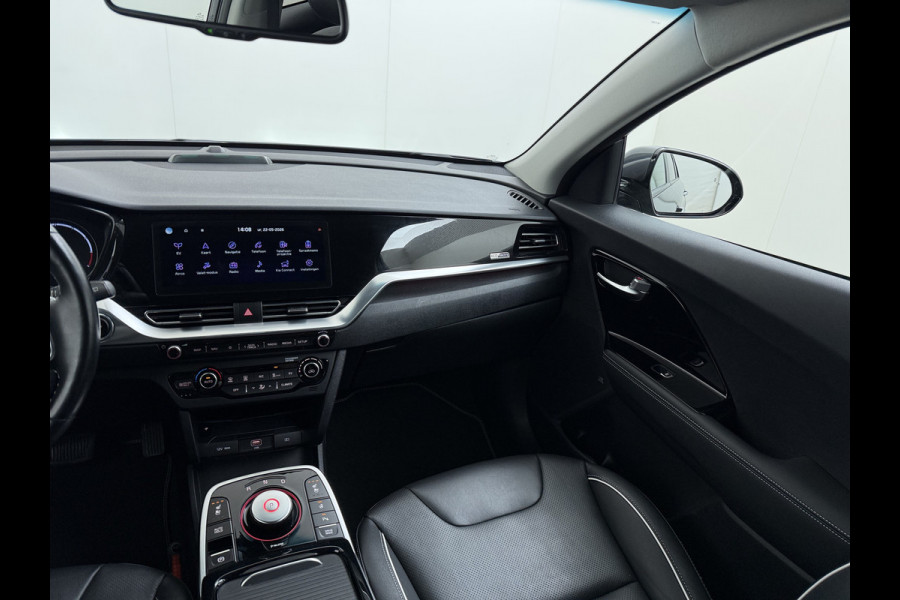 Kia e-Niro 204pk AUT. ExecutiveLine 64kWh SOH 100% Fase 3 Warmtepomp Leder Elek.Stoel+Memory JBL®-Audio Navi Ecc Camera Apple Carplay Andro Stoelverwarming+Koeling Stuurverwarming Lmv Privacy Glas DAB Vess Lane Assist Blind Spot Origineel Nederlandse Auto Dealeronderhouden
