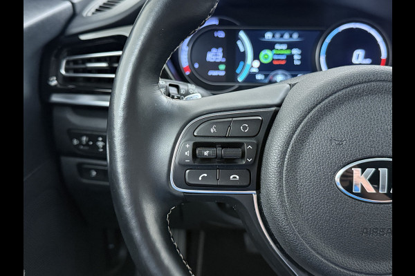Kia e-Niro 204pk AUT. ExecutiveLine 64kWh SOH 100% Fase 3 Warmtepomp Leder Elek.Stoel+Memory JBL®-Audio Navi Ecc Camera Apple Carplay Andro Stoelverwarming+Koeling Stuurverwarming Lmv Privacy Glas DAB Vess Lane Assist Blind Spot Origineel Nederlandse Auto Dealeronderhouden