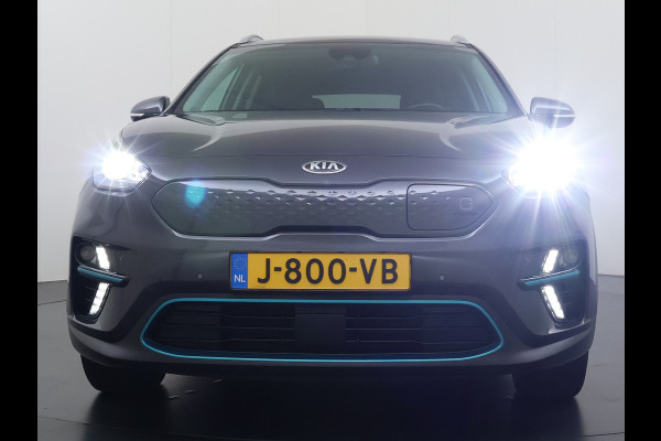 Kia e-Niro 204pk AUT. ExecutiveLine 64kWh SOH 100% Fase 3 Warmtepomp Leder Elek.Stoel+Memory JBL®-Audio Navi Ecc Camera Apple Carplay Andro Stoelverwarming+Koeling Stuurverwarming Lmv Privacy Glas DAB Vess Lane Assist Blind Spot Origineel Nederlandse Auto Dealeronderhouden