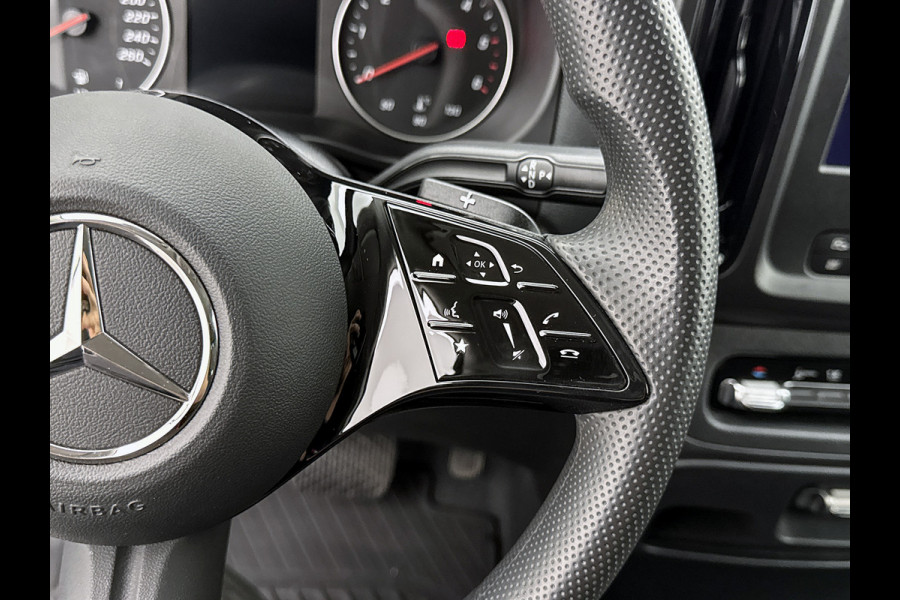 Mercedes-Benz Vito 116 CDI L2 Pro Trekhaak 2500kg Parkeerpakket Betimmering Navigatie Carplay