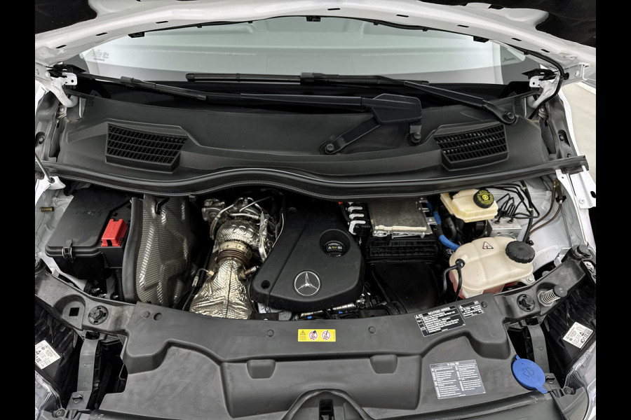 Mercedes-Benz Vito 116 CDI L2 Pro Trekhaak 2500kg Parkeerpakket Betimmering Navigatie Carplay