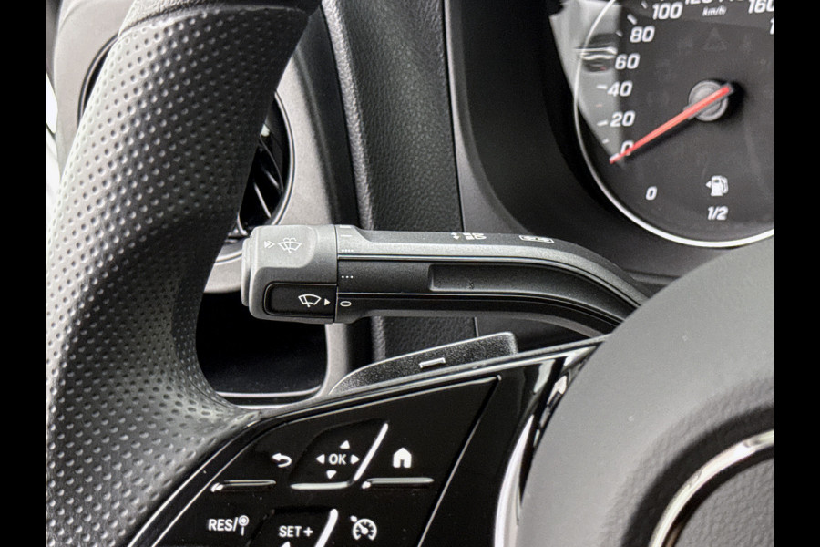 Mercedes-Benz Vito 116 CDI L2 Pro Trekhaak 2500kg Parkeerpakket Betimmering Navigatie Carplay