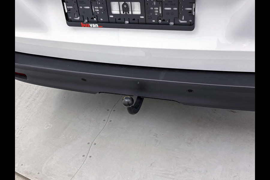 Mercedes-Benz Vito 116 CDI L2 Pro Trekhaak 2500kg Parkeerpakket Betimmering Navigatie Carplay
