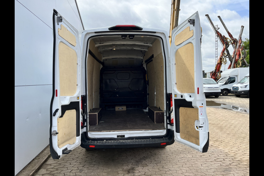 Ford E-Transit 68kWh 184PK L2H3 317km WLTP 97,4% (SOH) BEV Snelladen Camera Cruise control Climate control Carplay Navigatie Laadkabel Parkeersensoren V+A
