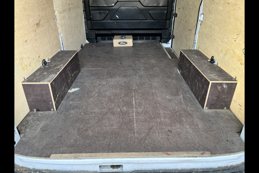 Ford E-Transit 68kWh 184PK L2H3 317km WLTP 97,4% (SOH) BEV Snelladen Camera Cruise control Climate control Carplay Navigatie Laadkabel Parkeersensoren V+A