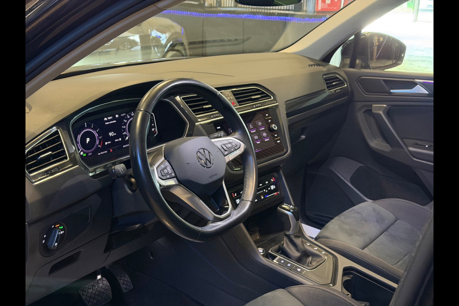 Volkswagen Tiguan 1.4 TSI eHybrid R-Line|PANO|FULL OPTIONS