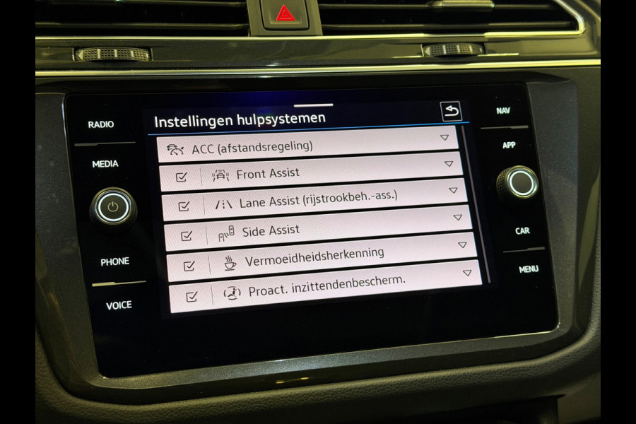 Volkswagen Tiguan 1.4 TSI eHybrid R-Line|PANO|FULL OPTIONS