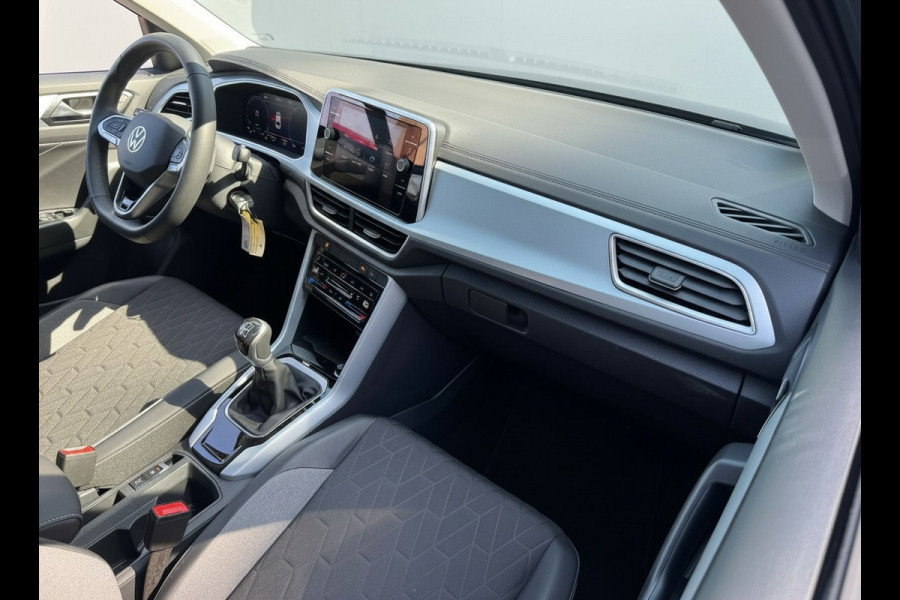 Volkswagen T-Roc TSI 115PK LIFE GOAL EDITION VIRTUAL/NAVI/ACC/STOELVERW.