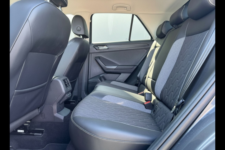 Volkswagen T-Roc TSI 115PK LIFE GOAL EDITION VIRTUAL/NAVI/ACC/STOELVERW.