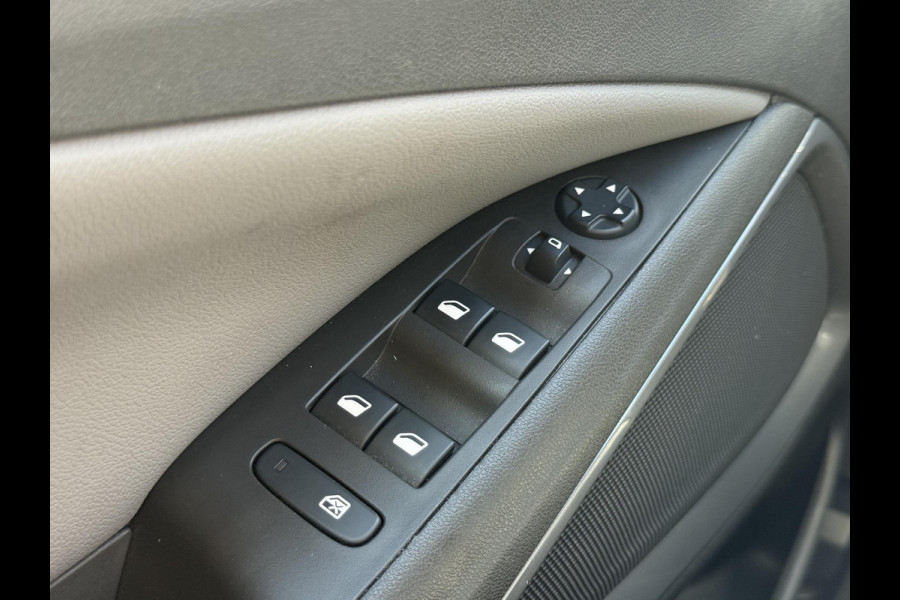 Opel Crossland X 1.2 Turbo 120 Jaar Edition Carplay|D-riem vv in 2025|Trekhaak|Cruise|PDC|APK tot 01-2028