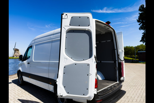 Mercedes-Benz eSprinter 314 L2 Pro 56kWh | 270° openslaande achterdeuren | Achteruitrijcamera | Snel laden |