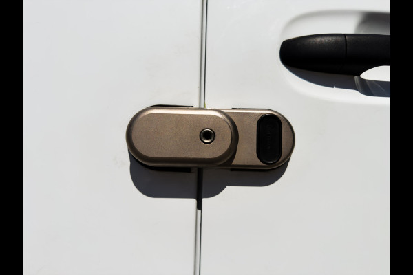 Mercedes-Benz eSprinter 314 L2 Pro 56kWh | 270° openslaande achterdeuren | Achteruitrijcamera | Snel laden |