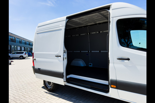 Mercedes-Benz eSprinter 314 L2 Pro 56kWh | 270° openslaande achterdeuren | Achteruitrijcamera | Snel laden |