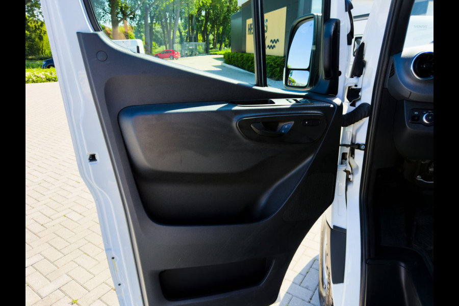 Mercedes-Benz eSprinter 314 L2 Pro 56kWh | 270° openslaande achterdeuren | Achteruitrijcamera | Snel laden |