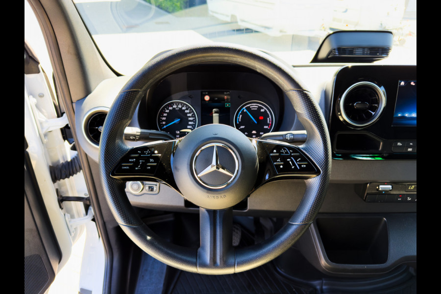 Mercedes-Benz eSprinter 314 L2 Pro 56kWh | 270° openslaande achterdeuren | Achteruitrijcamera | Snel laden |