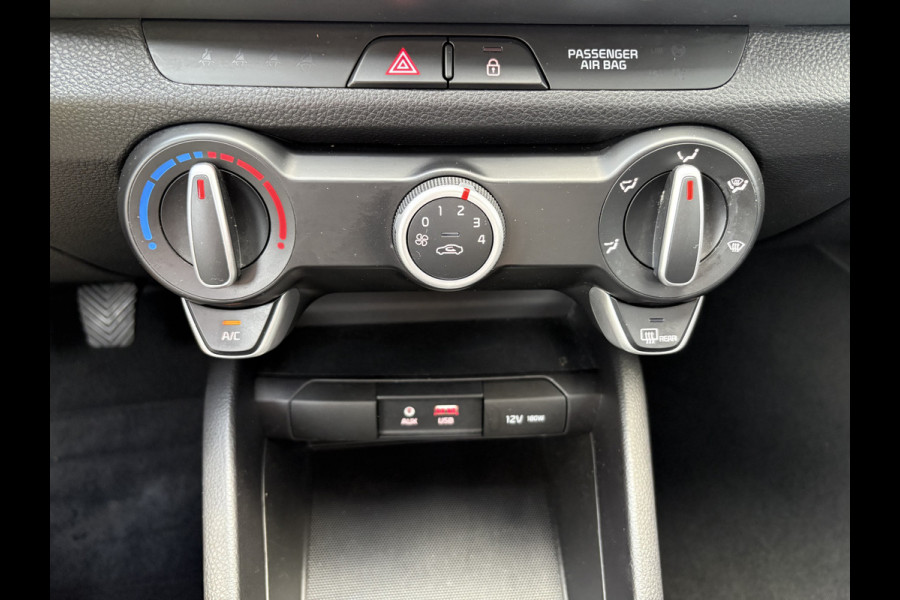 Kia Stonic 1.0 T-GDi DynamicLine CAMERA/NAVI/CARPLAY/TREKHAAK