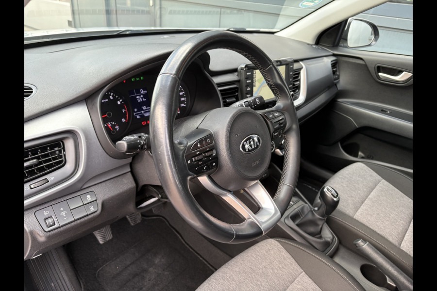 Kia Stonic 1.0 T-GDi DynamicLine CAMERA/NAVI/CARPLAY/TREKHAAK