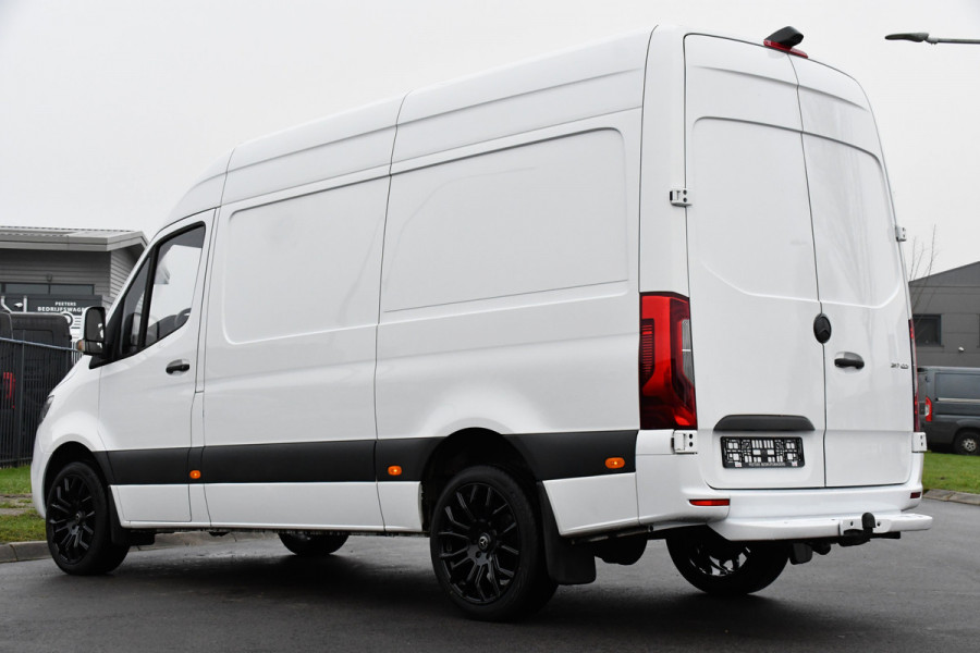 Mercedes-Benz Sprinter 317 1.9 CDI L2H2 RWD PB Edition Camera, Cruise, Carplay, 3500kg Trekhaak, 170PK, Automaat, LED,  Multimedia, UNIEK!