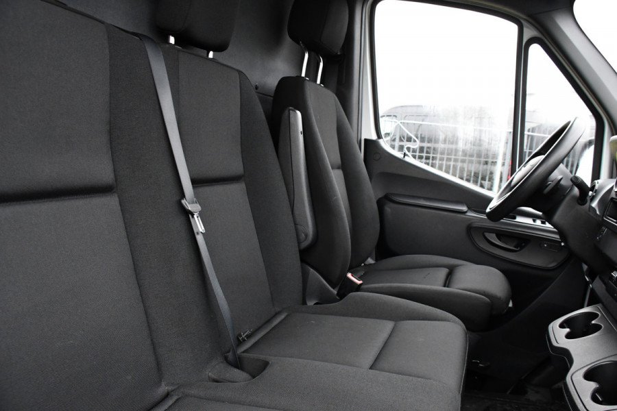 Mercedes-Benz Sprinter 317 1.9 CDI L2H2 RWD PB Edition Camera, Cruise, Carplay, 3500kg Trekhaak, 170PK, Automaat, LED,  Multimedia, UNIEK!