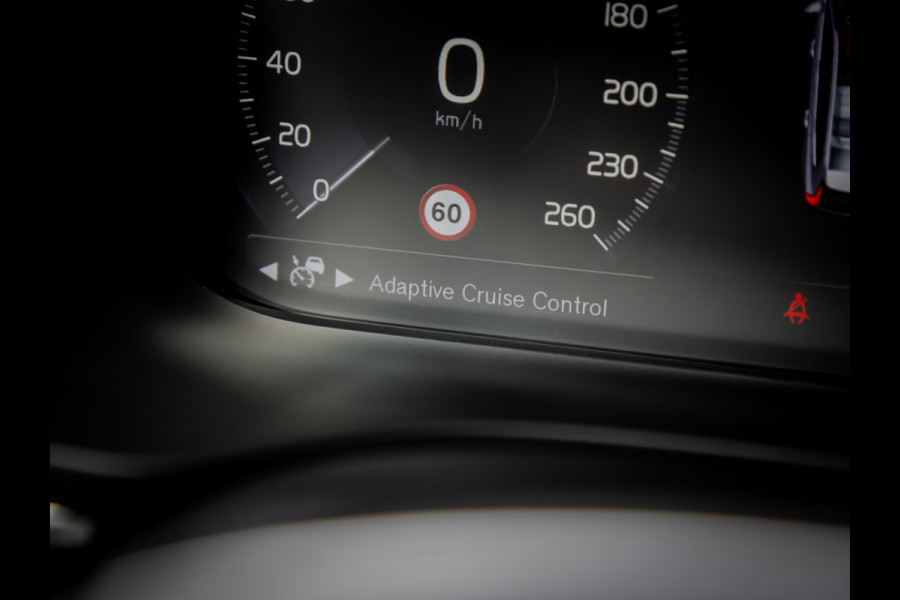 Volvo XC60 2.0 T5 AWD Inscription | Panoramadak | Trekhaak | Luchtvering