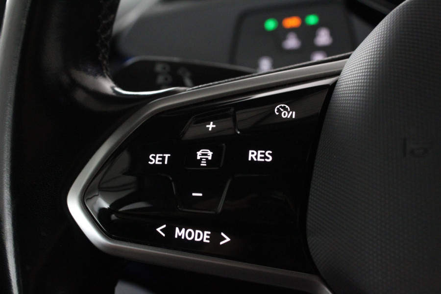 Volkswagen ID.3 First 58 kWh > SOH 91%/Trekhaak/Moonstone Grey/19 inch