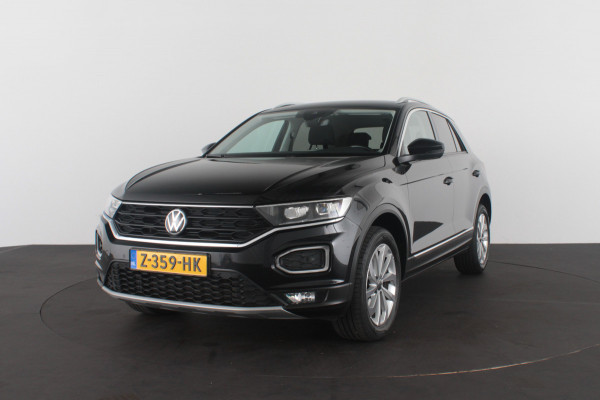 Volkswagen T-Roc 1.5 TSI Sport > Camera/Trekhaak/Winterpakket