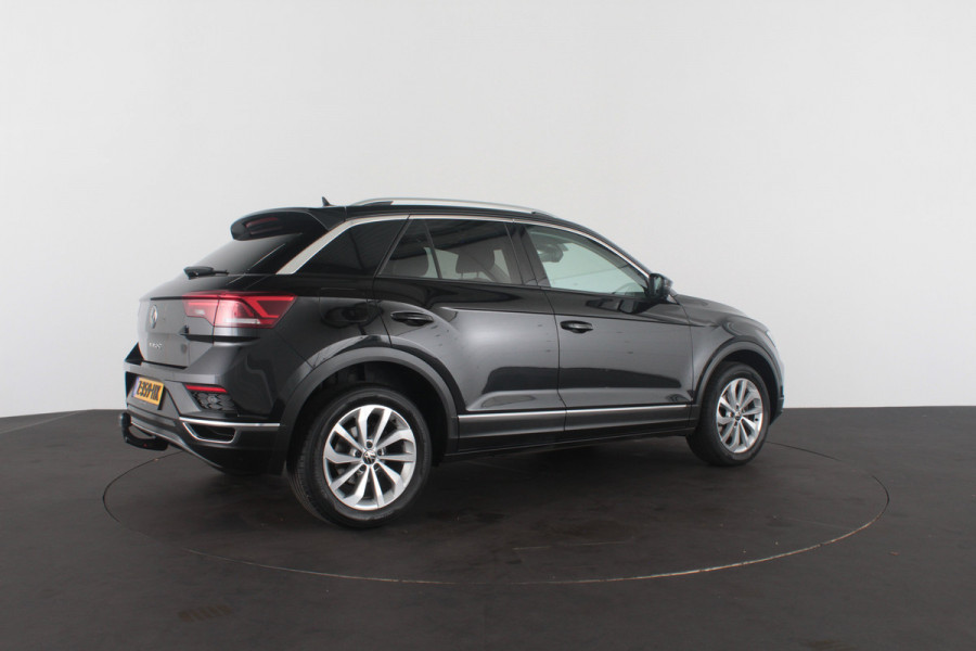 Volkswagen T-Roc 1.5 TSI Sport > Camera/Trekhaak/Winterpakket