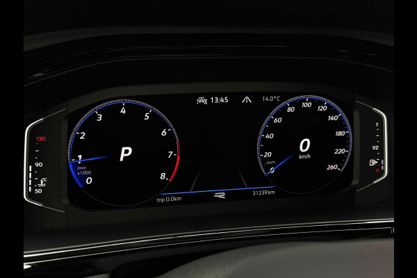 Volkswagen T-Roc 1.5 TSI 3 x R-Line | LED | Stoelverwarming | Carplay | Adaptive Cruise | Dode hoek detectie | Black Pakket |