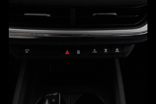 Škoda Enyaq iV 60 BLACKSTYLE SOH ACCU 91 %!! GARANTIE 8-2031* . PARKEERSENSOREN ACHTER . APPLE CARPLAY & ANDRIOD AUTO . CRUISE CONTROL .