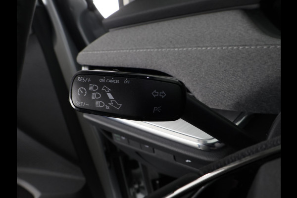 Škoda Enyaq iV 60 BLACKSTYLE SOH ACCU 91 %!! GARANTIE 8-2031* . PARKEERSENSOREN ACHTER . APPLE CARPLAY & ANDRIOD AUTO . CRUISE CONTROL .