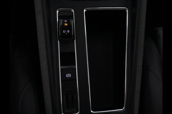 Škoda Enyaq iV 60 BLACKSTYLE SOH ACCU 91 %!! GARANTIE 8-2031* . PARKEERSENSOREN ACHTER . APPLE CARPLAY & ANDRIOD AUTO . CRUISE CONTROL .