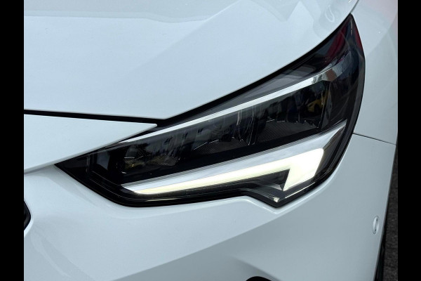 Opel Corsa 1.2 Elegance | LED | 360 Camera | Apple Carplay | Leder | Two Tone | Dode hoek sensor |