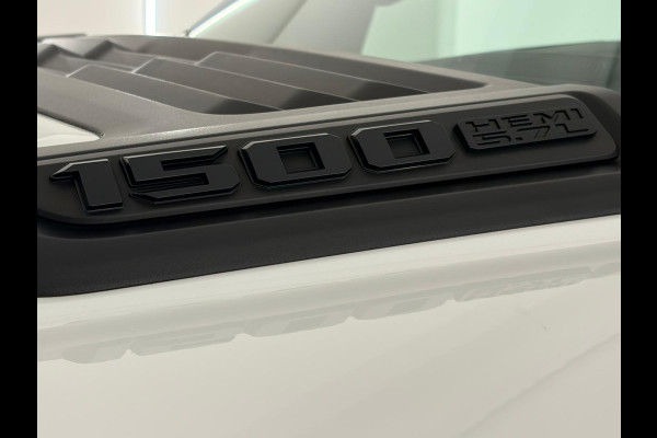 Dodge Ram Pick Up 1500 Limited Night 5.7 V8 LPG NL-Auto